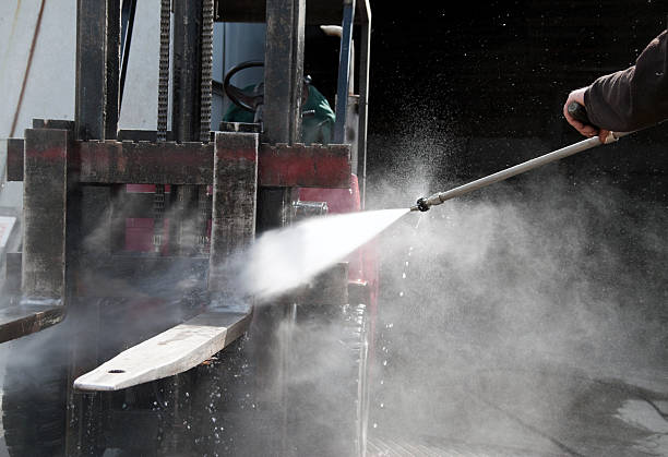 Why Choose Our Certified Pressure Washing Experts for Your Project Needs in Avilla, AR?